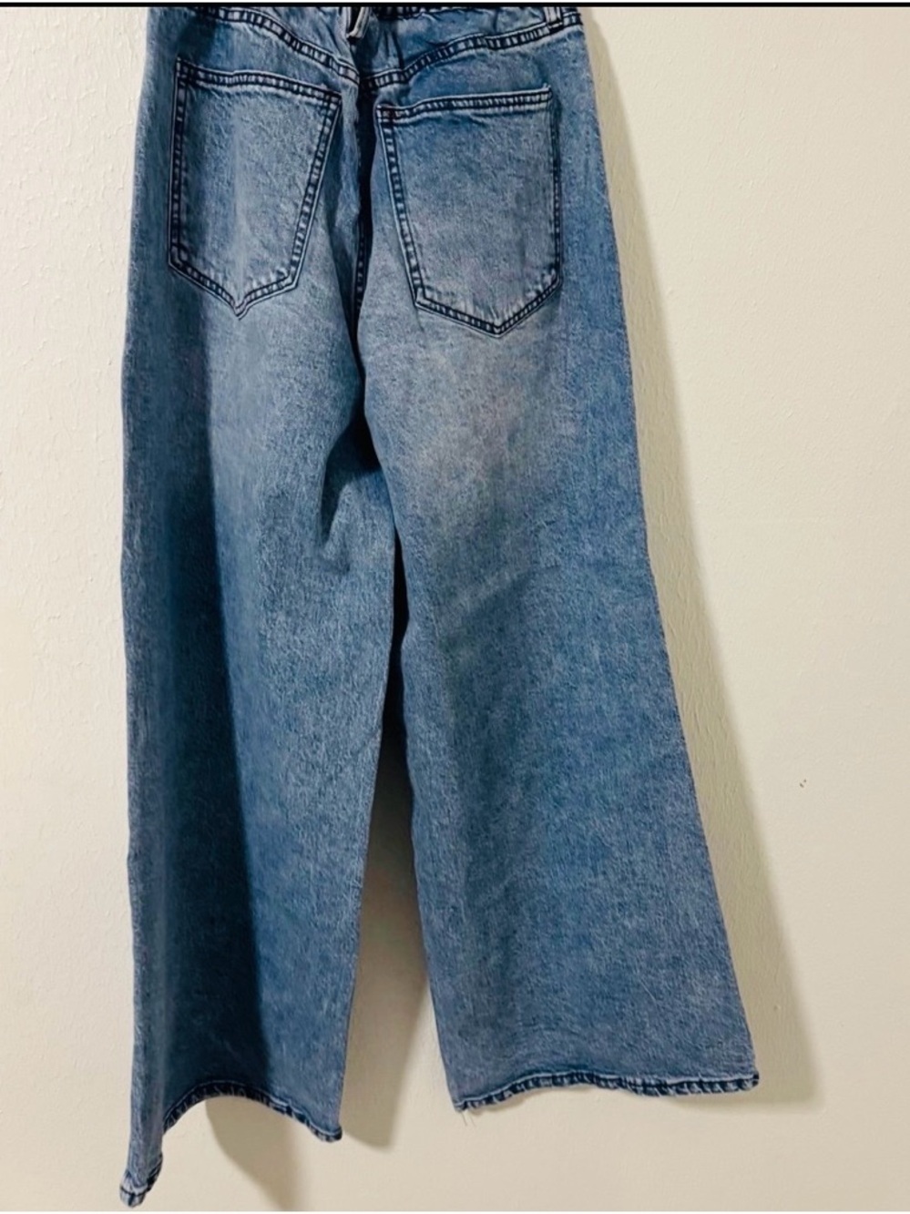 RSQ Tillys Women’s Medium Low Rise Extreme Baggy Med Wash Wide Leg Jeans NWT - Picture 3 of 11